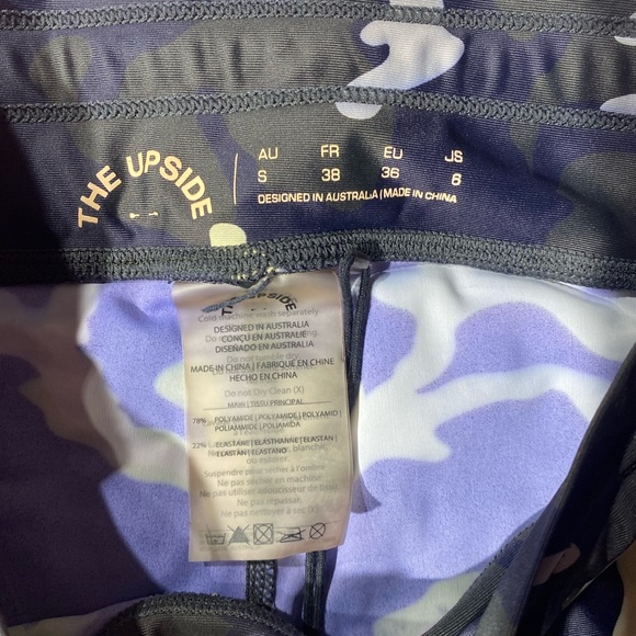 The Upside Leggings - Picture 3 of 6